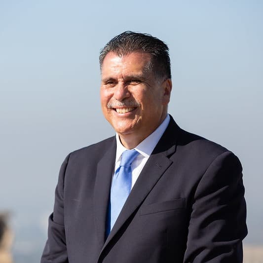 Robert Luna